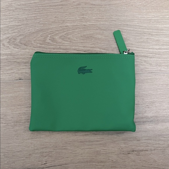 Lacoste Turkish Airlines zippered Case Green - Picture 1 of 4